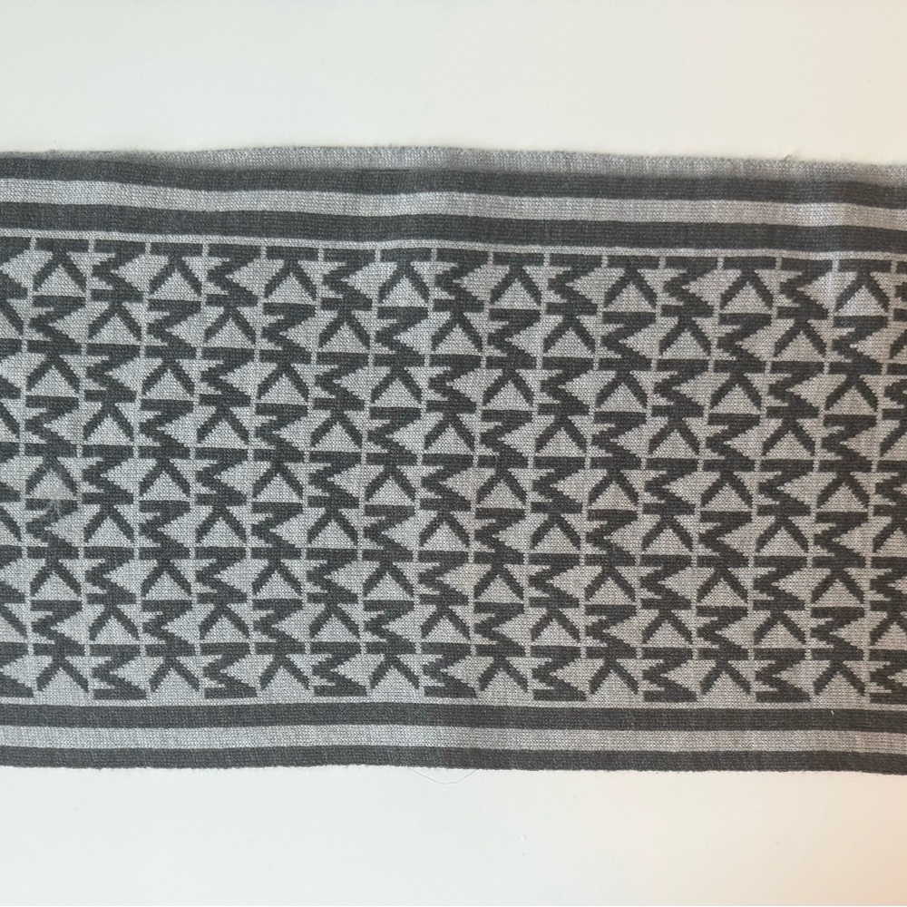 Michael Kors Black and Gray Geometric Scarf